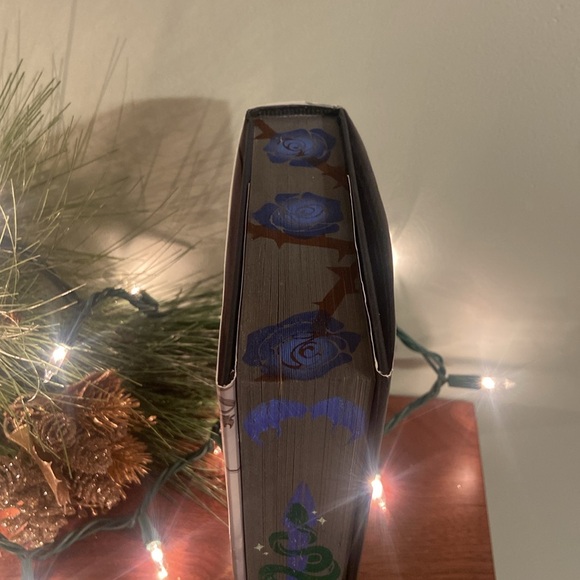 The Serpent and the Wings of Night - Picture 3 of 8